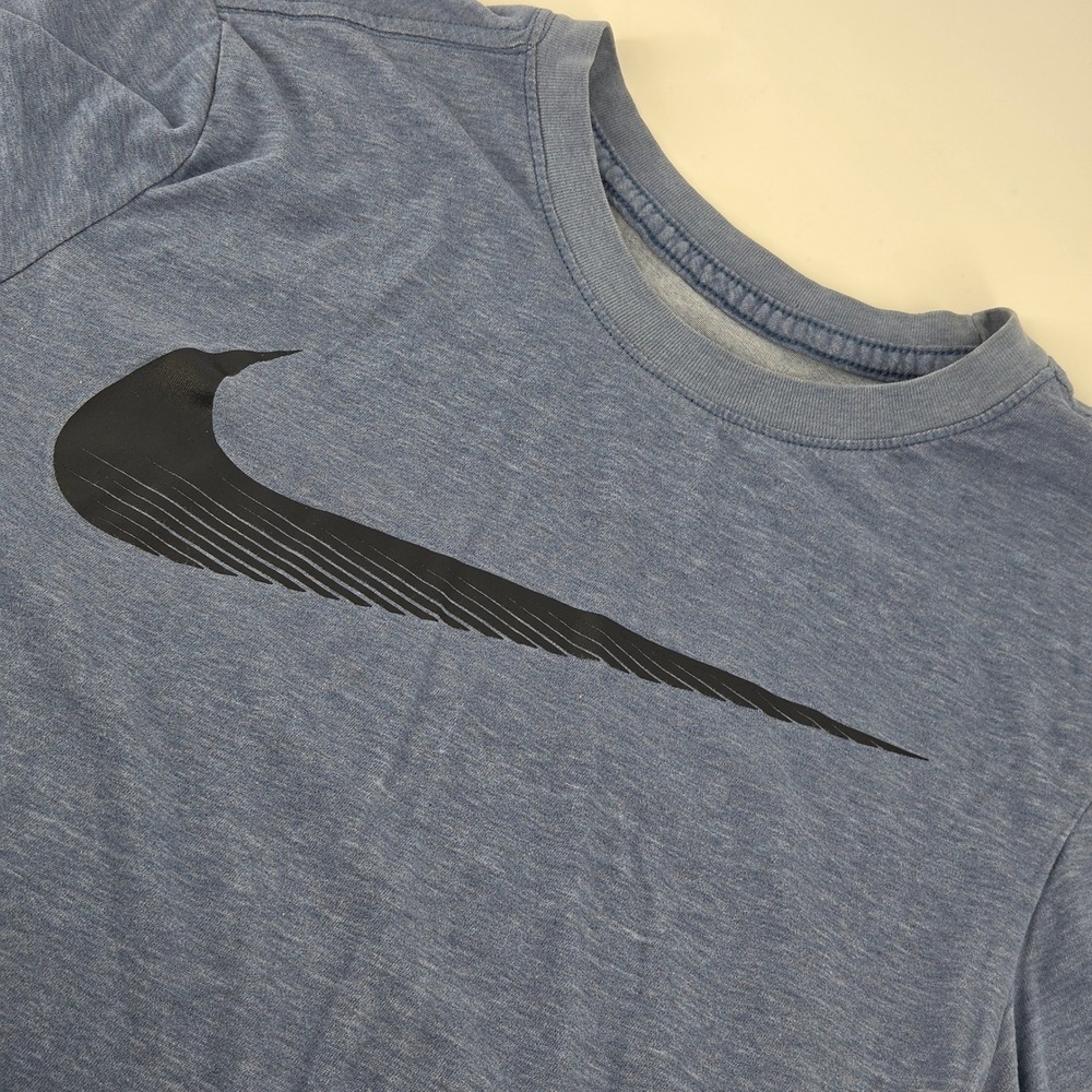 Nike T-Shirt Mens Small Blue Heather Dri-FIT Graphic Swoosh Short Sleeve Tee